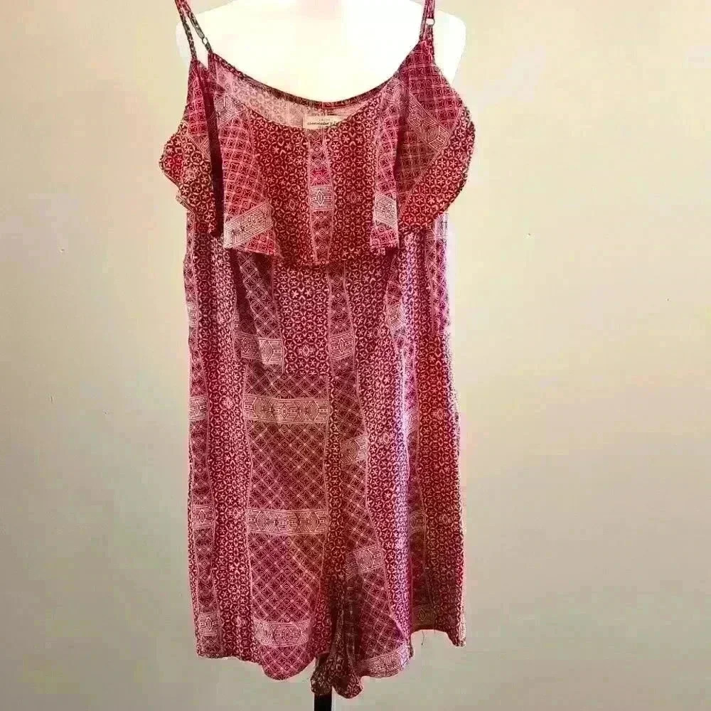 Abercrombie & Fitch red/white romper/jumper  shorts w/speghatti straps US L